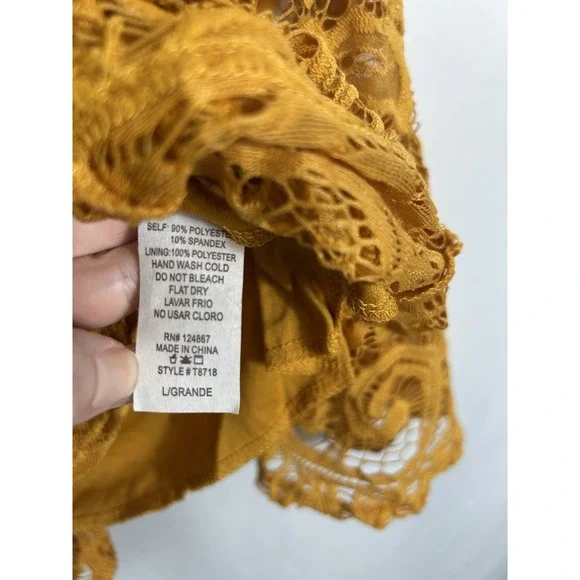 Vintage Women's Y2K Lace Crochet Lace Top Size L Bell Sleeve Boho Fairy Hippie - Picture 6 of 13